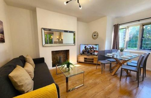 Kidlington Apartamento | Manor House, Modern 2-Bedroom Apartment, Parking, WiFi, Central Location