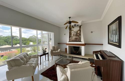 Cotia Casa | Mansão com Piscina | Conforto e Exclusividade