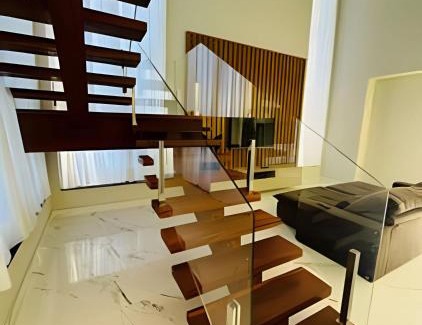 Capitolio Casa | Mansão Full com Hidro Melhor localização de Escarpas do Lago