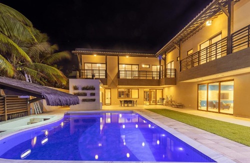 Tamandare Casa | Mansão Pé na Areia em Carneiros por Carpediem