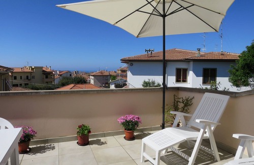 Rosignano Solvay Apartamento | Mansarda by Interhome