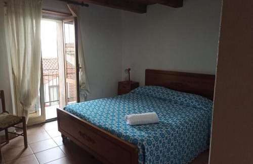 Montano Antilia Cama Y Desayuno | mansarda fiorita