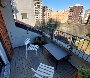 Barona Apartamento | Mansarda Olgiati zona Navigli