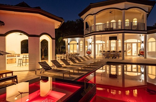Davie Villa | Mansion Heated Pool/Spa/Cinema/Gameroom