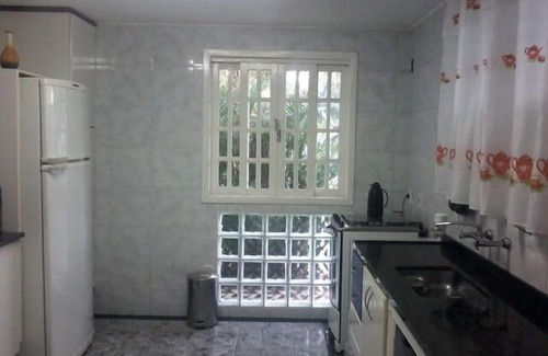 Camboinhas Villa | 2 CASAS 2 PISOS - 6 SUITES Y 1 APTO CON AMPLIA ZONA DE OCIO