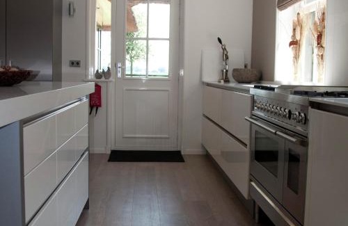 Nijensleek Casa | Mansion in Nijensleek with Sauna & Garden, cleaning included