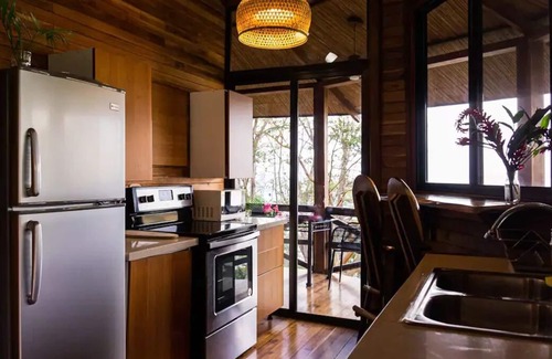 Punta Leona Villa | Mantas bay Chalet