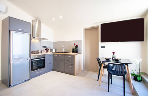 Agios Sostis Casa | Manthos Apts - Bungalow