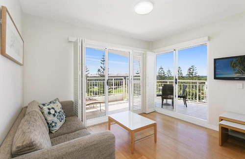 Kingscliff Apartamento | Mantra on Salt Beach - Oceanview Apartment by uHoliday - 2BR, 1BR and Hotel Room configurations available