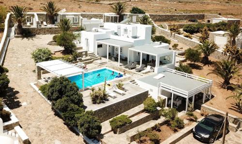 Kalafatis Hotel | Manu Mykonos Next to the Beach Quality Brand Villa & Bungalows