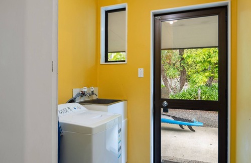 Ngakuta Bay Casa | MANUKA RETREAT - NGAKUTA BAY, family friendly in Picton