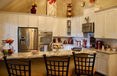 Tomball Cama Y Desayuno | Maple Creek Bed & Breakfast - Toda la casa / piscina, más de 5 acres, lugares para bodas cerca