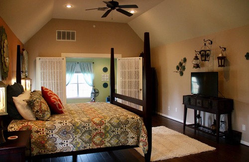 Tomball Cama Y Desayuno | Maple Creek Bed & Breakfast - Toda la casa / piscina, más de 5 acres, lugares para bodas cerca