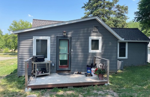 Owatonna Casa | Maple Creek Retreat