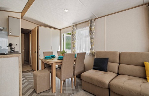 Begelly Chalet De Esquí | Maple - Near Folly Farm, Cosy Retreat