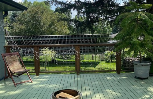 Viroqua Casa | Maple St. Eco Retreat-Free Daytime EV Charging!