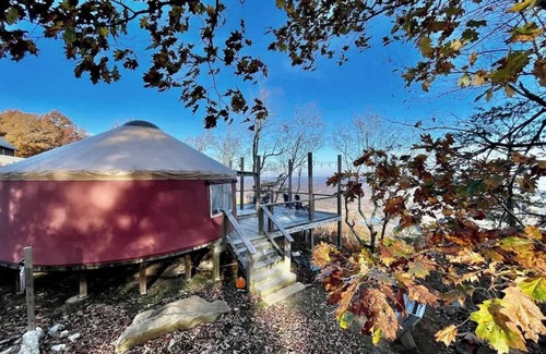 Rising Fawn Casa | Maple Yurt Lookout Mountain Chattanooga Glamping