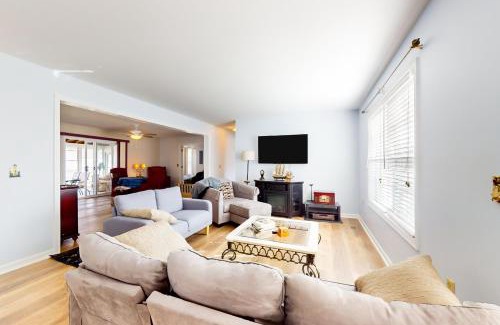 Maplewood Casa | Maplewood - 30 Bryn Mawr Dr.