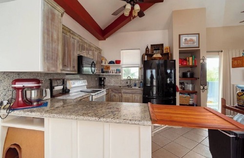 San Pedro Condominio | Mara Laguna Condo San Pedro Belize