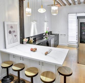 Strasbourg -Saint-Denis Apartamento | Marais 4 bedrooms new apartment