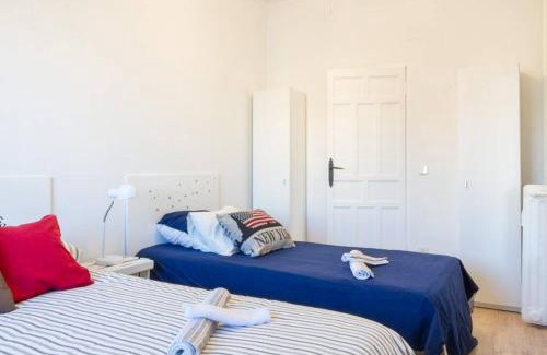 Las Acacias Apartamento | Maravilloso Apartamento en Puerta de Toledo C/Gasómetro by Batuecas