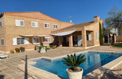 La Pobla de Vallbona Cama Y Desayuno | Maravisa