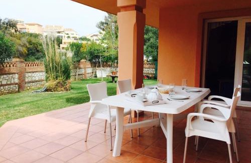 Marbella Apartamento | Marbella Beach Resort at Club Playa Real