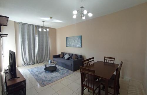 Al Qusais Apartamento | Marbella Holiday Homes - Al Nahda 2BHK