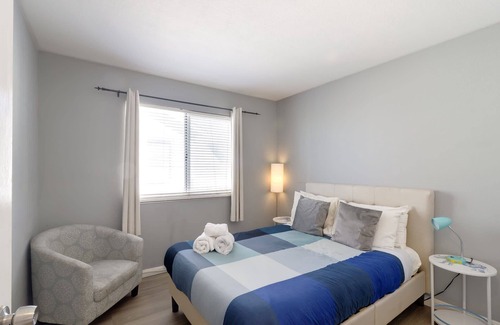 Mount Eden Casa | @ Marbella Lane - 4BR City Escape in Hayward