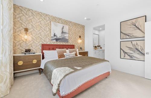 Anaheim Resort Casa | #Marbella Lane-Luxury Designer 3BR Home Disneyland