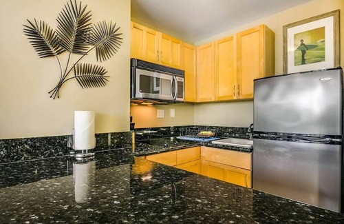 Diamond Head - Kapahulu - St. Louis Apartamento | Mountain View Studio | Steps to Waikiki Beach