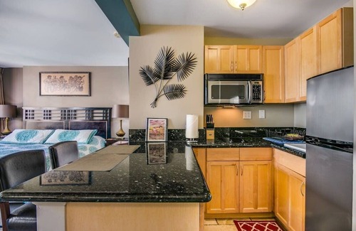 Diamond Head - Kapahulu - St. Louis Apartamento | Mountain View Studio | Steps to Waikiki Beach