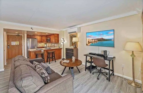 Waikiki Apartamento | @ Marbella Lane - Ocean Marina View Ilikai Hotel