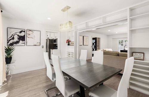 Cupertino Casa | @ Marbella Lane - Stylish & Trendy Designer Home