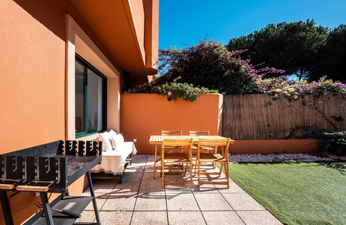 Marbella Apartamento | Marbella retreat: Private Pool & Frontline Golf House