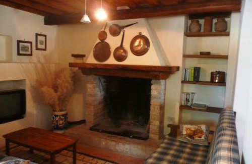 Fornole Casa | Marco & Andrea Agriturismo Collepina