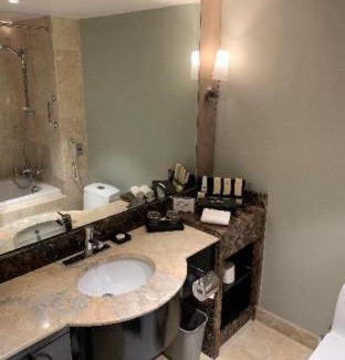 Lahug Hotel | Marco Polo Plaza Cebu