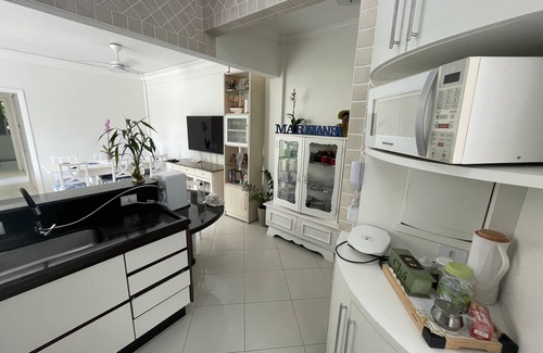Matinhos Apartamento | Cómodo apartamento cerca de la playa en Caiobá.