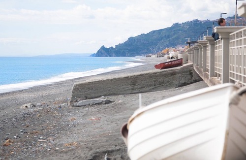 Furci Siculo Apartamento | acogedor y romántico apartamento cerca de taormina