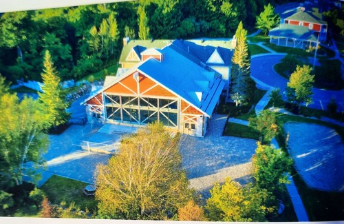 Oro-Medonte Condominio | Margarita Vacation Getaway