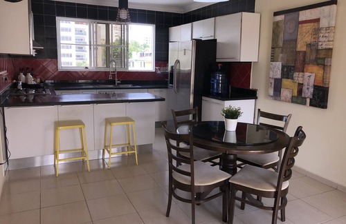 Ciudad Universitaria Apartamento | Margaritaville - 1 BR condo w/terrace and parking
