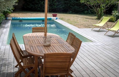 Margaux Casa | Margaux at the heart of the Médoc wine region. Beautiful stone house and pool.