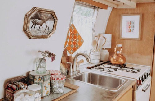 Foster - Powell Casa | Margaux the Vintage Airstream - Portland's Glamping Garden Oasis