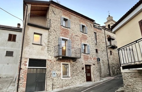 Murazzano Apartamento | Margot's House - Blue