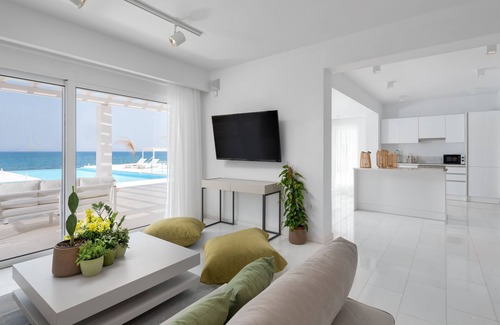 Kolymbia Villa | Villa Maria frente a la playa