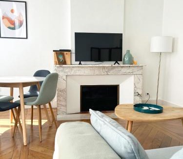 Auch Apartamento | MARIA - Centre historique - Parking Privé