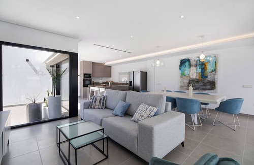 Poblado Sancti Petri Villa | Maria del Mar Villa con piscina privada, gimnasio y Wi-Fi