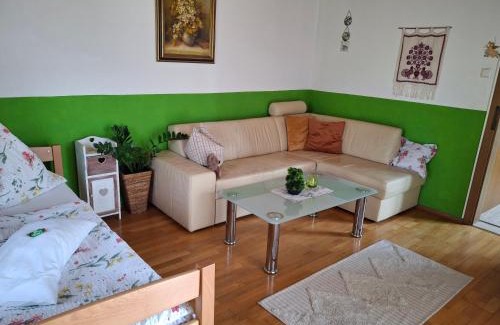 Laakirchen Apartamento | Maria's Ferienwohnung