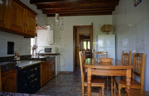 Villadun Casa | CASA MARICUELO, INDEPENDIENTE, CERCA DE LA PLAYA DE PEÑARRONDA