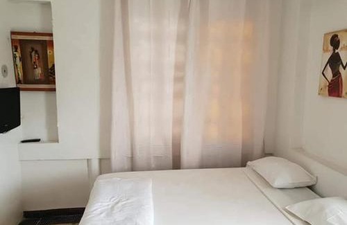 Ndioloffene Cama Y Desayuno | Marie Jose